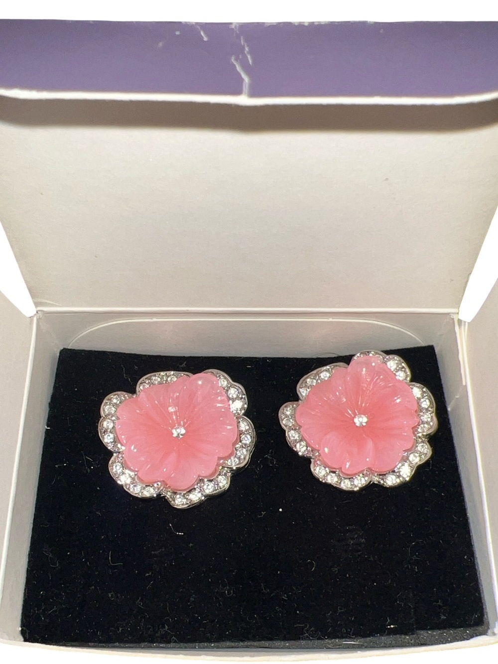Vintage KJL Kenneth Jay Lane for Avon 1995 PERFECT PANSY Clip on Earrings - Picture 2 of 4